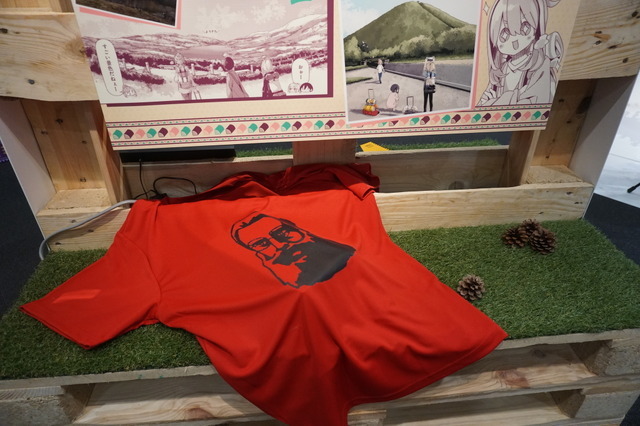 「『ゆるキャン△』10周年記念展 ＼キャンプの思い出 集めちった／」