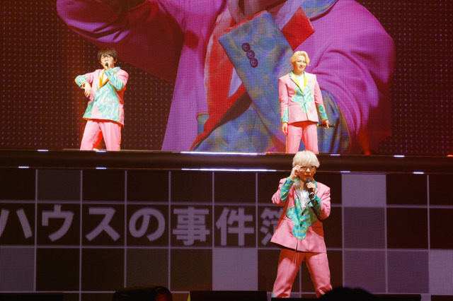 超人的シェアハウスストーリー『カリスマ』ライブツアー「カリスマガンボツアー」レポート／Photo by江藤はんな