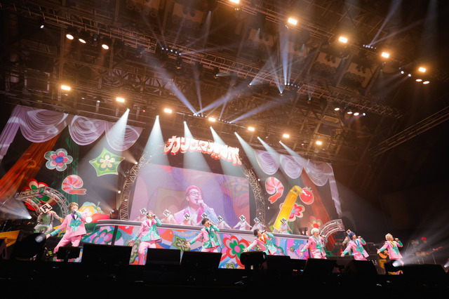 超人的シェアハウスストーリー『カリスマ』ライブツアー「カリスマガンボツアー」レポート／Photo by江藤はんな