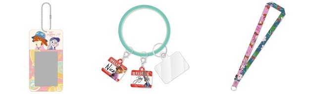 カードケース、ハンドストラップ、ネックストラップ