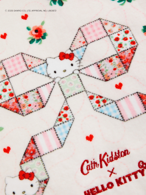 ハローキティ×Cath Kidston「タオルハンカチ Patchwork」