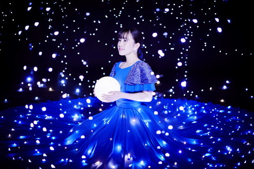 鈴木みのりがニューシングル『夜空』をリリース。『恋する小惑星（アステロイド）』のEDでもある「夜空」は「応援してくださる皆さんのことを思って」悩みを吹っ切って歌った1曲【インタビュー】