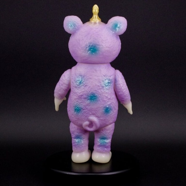 ブースカ(蓄光パープル)/11,000円(税込)