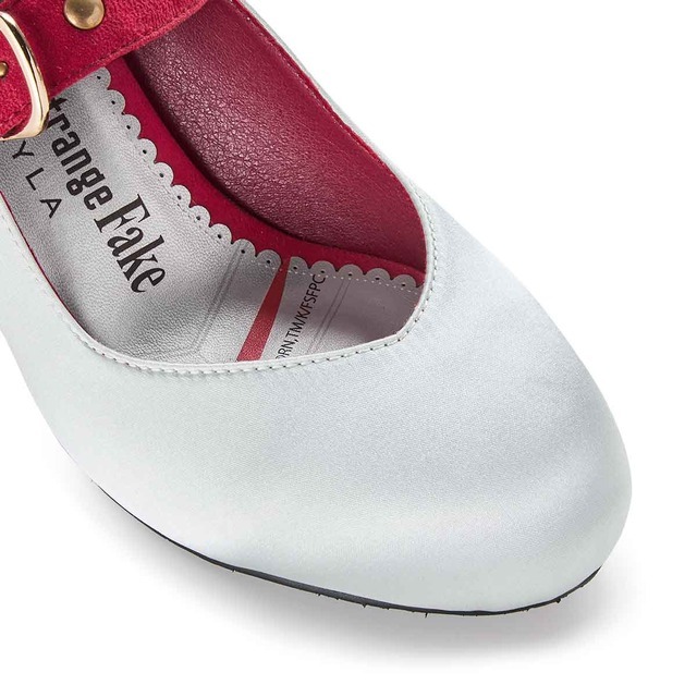 「Fate／strange Fake アイコニック シューズ オブジェ パンプス」セイバー[SV]