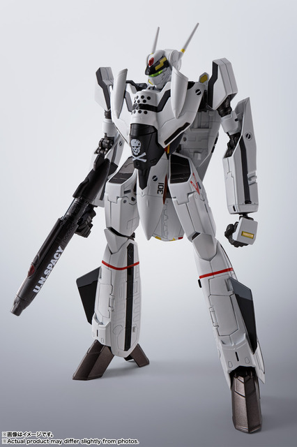 HI-METAL R　VF-0Sフェニックス(ロイ・フォッカー機) ＋ QF-2200D-B ゴースト