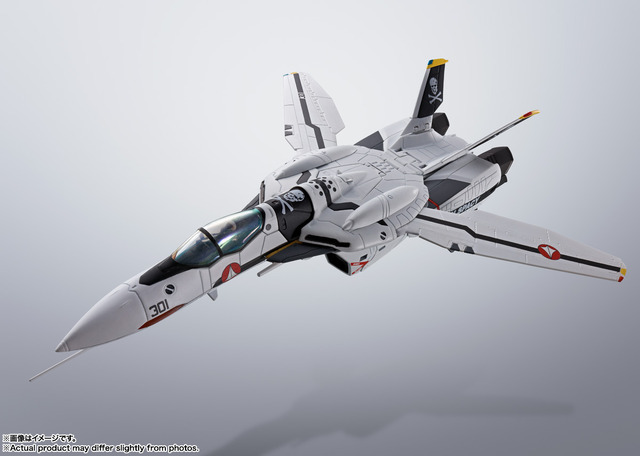 HI-METAL R　VF-0Sフェニックス(ロイ・フォッカー機) ＋ QF-2200D-B ゴースト
