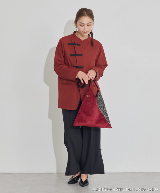 TVアニメ『らんま1/2』× earth music＆ecology Japan Label「チャイナシャツジャケット」ボルドー　着用イメージ（C）高橋留美子・小学館/「らんま1/2」製作委員会