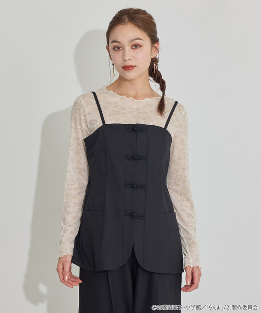 TVアニメ『らんま1/2』× earth music＆ecology Japan Label「チャイナビスチェ」ブラック　着用イメージ（C）高橋留美子・小学館/「らんま1/2」製作委員会