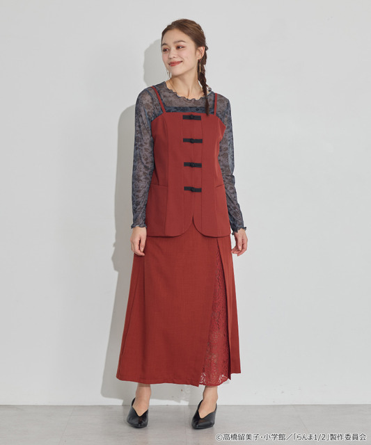 TVアニメ『らんま1/2』× earth music＆ecology Japan Label「チャイナビスチェ」ボルドー　着用イメージ（C）高橋留美子・小学館/「らんま1/2」製作委員会