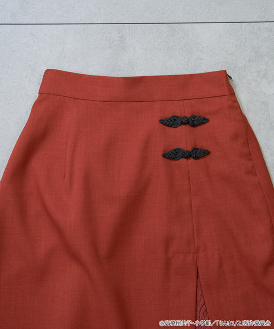 TVアニメ『らんま1/2』× earth music＆ecology Japan Label「チャイナスカート」ボルドー（C）高橋留美子・小学館/「らんま1/2」製作委員会