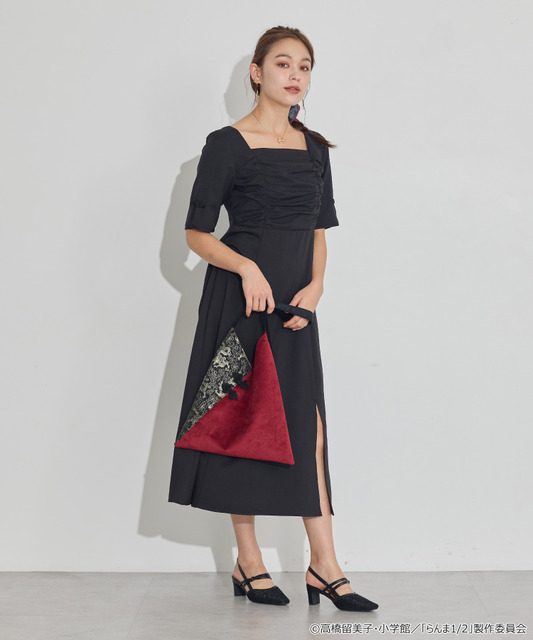 TVアニメ『らんま1/2』× earth music＆ecology Japan Label「チャイナワンピース」ブラック　着用イメージ（C）高橋留美子・小学館/「らんま1/2」製作委員会