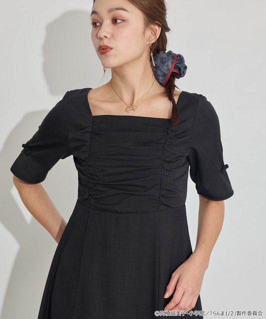 TVアニメ『らんま1/2』× earth music＆ecology Japan Label「チャイナワンピース」ブラック　着用イメージ（C）高橋留美子・小学館/「らんま1/2」製作委員会