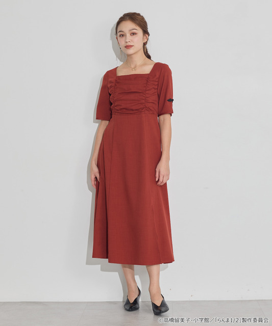 TVアニメ『らんま1/2』× earth music＆ecology Japan Label「チャイナワンピース」ボルドー　着用イメージ（C）高橋留美子・小学館/「らんま1/2」製作委員会