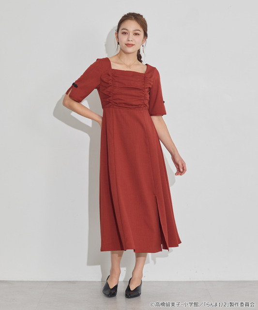 TVアニメ『らんま1/2』× earth music＆ecology Japan Label「チャイナワンピース」ボルドー　着用イメージ（C）高橋留美子・小学館/「らんま1/2」製作委員会