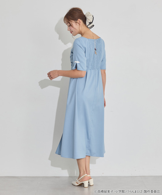 TVアニメ『らんま1/2』× earth music＆ecology Japan Label「チャイナワンピース」ライトブルー　着用イメージ（C）高橋留美子・小学館/「らんま1/2」製作委員会