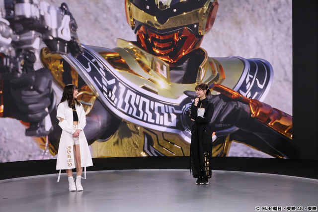 『超宇宙刑事ギャバン インフィニティ』多元地球Ι5109(イオタ)【左から、角心菜・谷田ラナ】