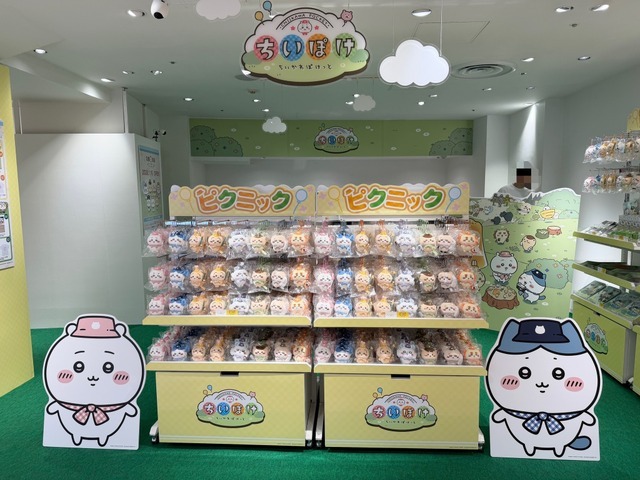 『ちいぽけ』初公式グッズ発売ポップアップイベント初日の様子
