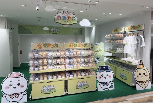 『ちいぽけ』初公式グッズ発売ポップアップイベント初日の様子