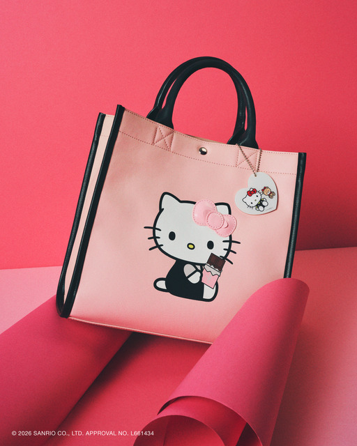 HELLO KITTY × ROPE' PICNIC「アクリルチャーム付きトートバッグ」