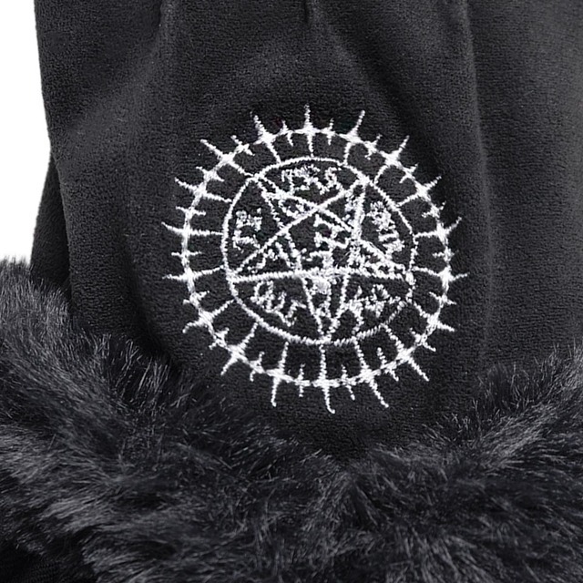 「アニメ『黒執事 -寄宿学校編-』アイコニック グローヴ」セバスチャン・ミカエリス