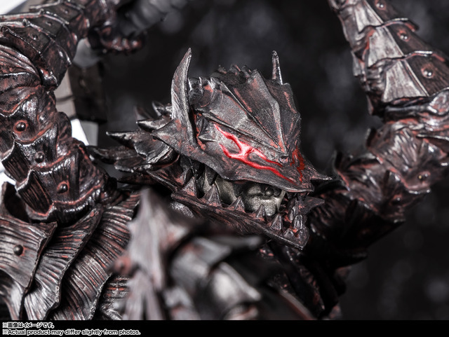 Figuarts Zero Touche Métallique「ガッツ（狂戦士の甲冑）」