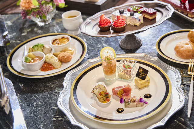 『狙われた仮面舞踏会』