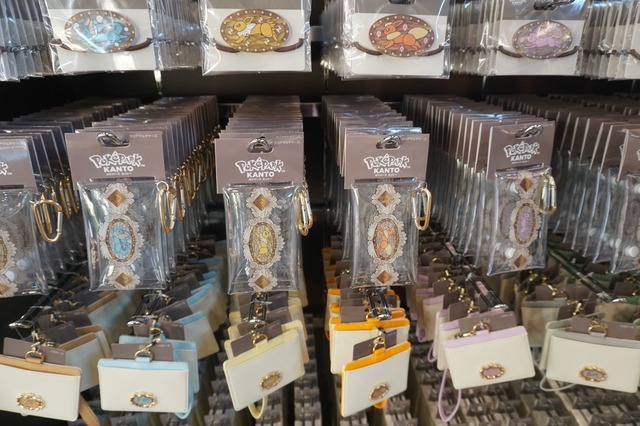 「ブイブイヴォヤージュ」グッズ