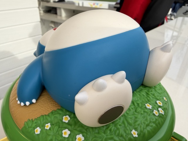 カビゴンのポップコーンボックスセット。立体感がすごい。お腹は柔らかいんです