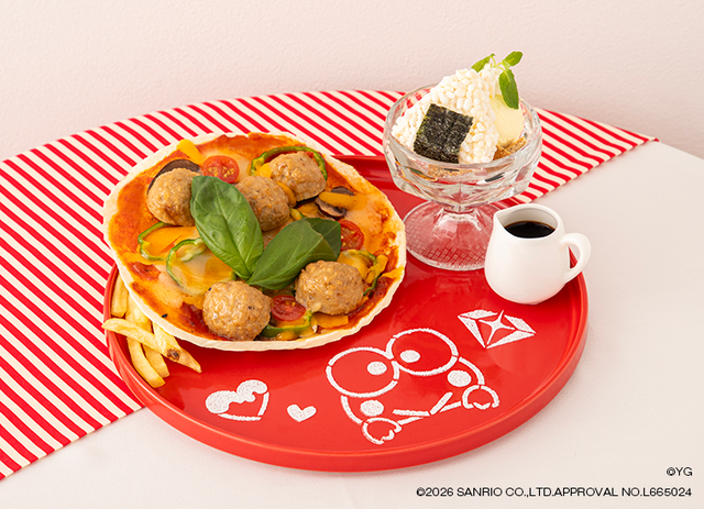 TREASURE×HAPIDANBUI CAFE「YOSHI×DOYOUNG×ケロッピのピザ＆アフォガードグラスプレート」