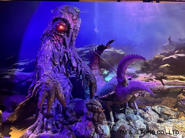 【ホテルグレイスリー新宿】2026年第一弾ジオラマ「へドラ」