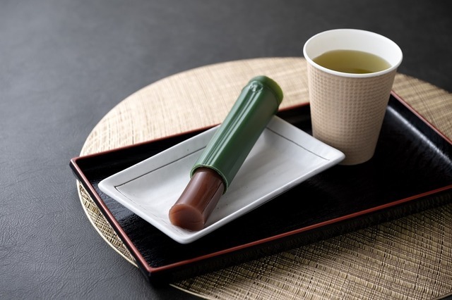 “竈門禰豆子”竹ようかんとお茶のセット