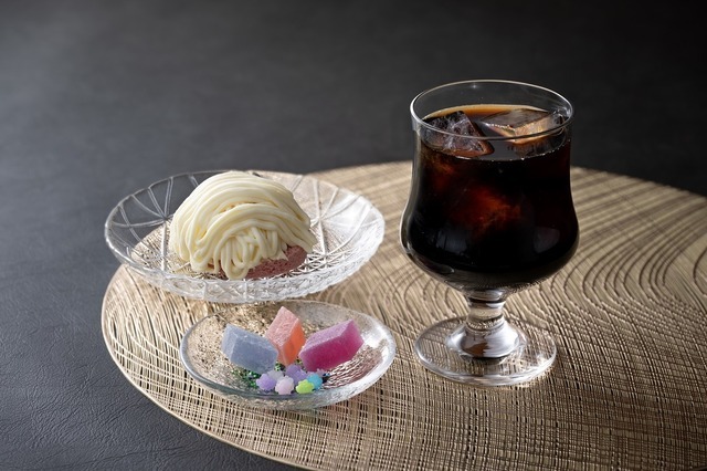 “宇髄天元”モンブラン(ドリンクセット)