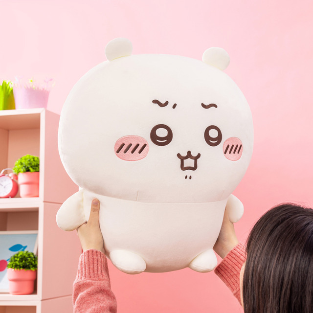 「ちいかわだらけくじ」A賞：超BIGぬいぐるみ