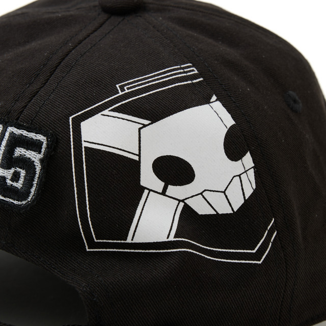 TVアニメ『BLEACH 千年血戦篇』黒崎一護 モデル キャップ　「死神代行証」をデザイン