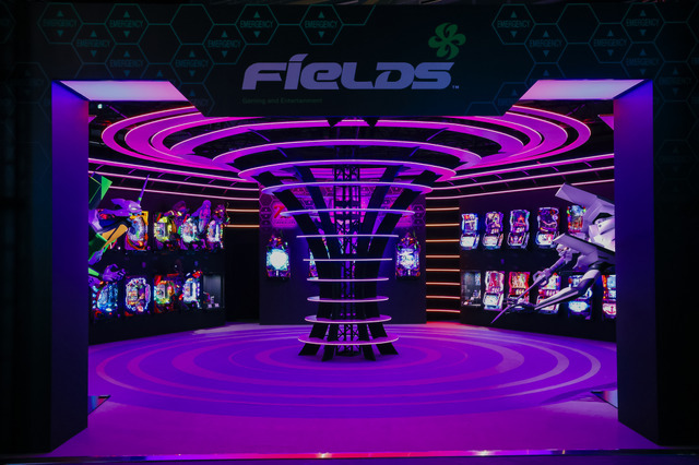 「EVA EXTRA 30」展示エリア＆出展ブース