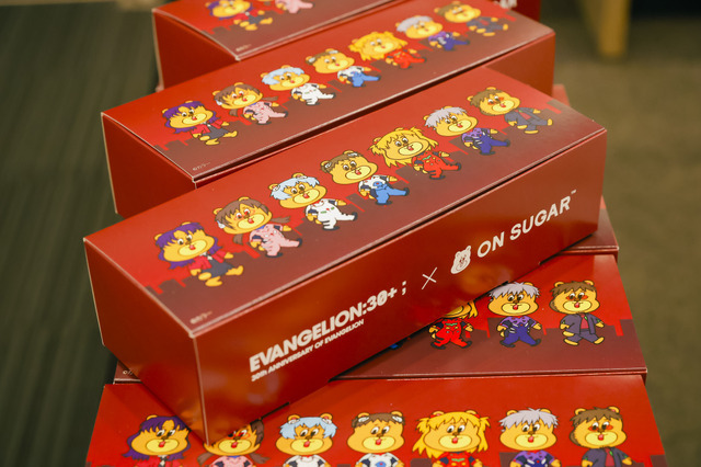 「EVA EXTRA 30」展示エリア＆出展ブース