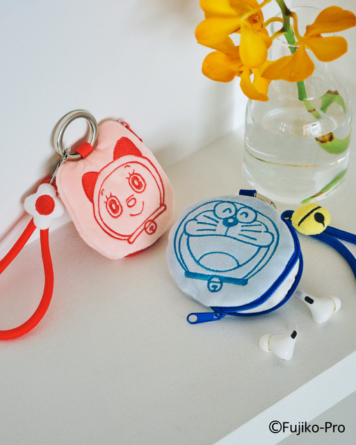 studio CLIP「ストラップ付きポーチチャーム」使用イメージ