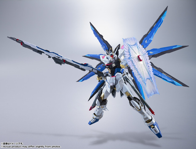 「METAL BUILD ストライクフリーダムガンダム ＜リバイバル版＞」