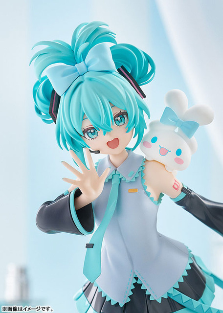 「POP UP PARADE 初音ミク×シナモロール 初音ミク シナモロールコラボVer. L size 完成品フィギュア」