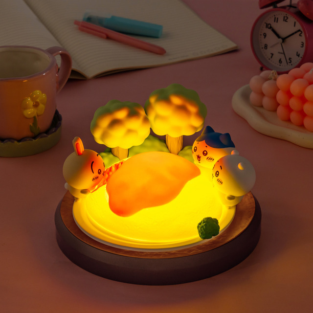 ちいかわ 巨・オムライスLEDシリコンルームライト