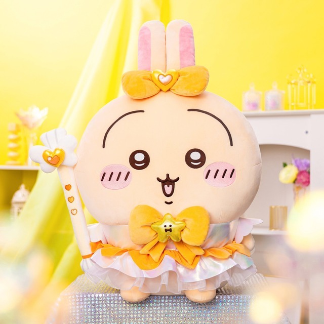 『まじかるちいかわ 超BIG！おすわりぬいぐるみ』（ちいかわ、ハチワレ、うさぎ、モモンガ）