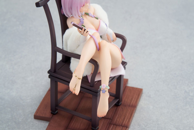 「グリッドマン ユニバース 新条アカネ チャイナドレスVer. 1/7スケール 完成品フィギュア」