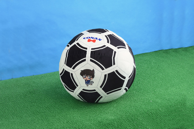 名探偵コナン　スーパーギガザッカクッション “江戸川コナン”～サッカーボール～ (全1種)