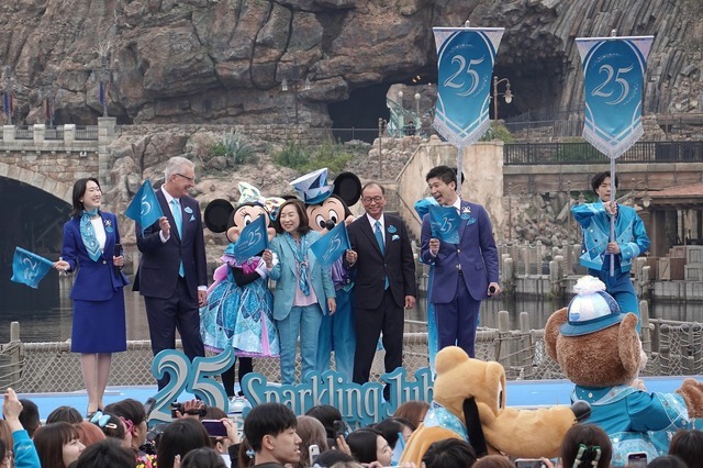 ミッキー＆ミニーもセレモニーに登場！東京ディズニーシー25周年イベント盛大に開幕！