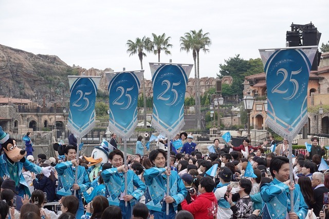 ミッキー＆ミニーもセレモニーに登場！東京ディズニーシー25周年イベント盛大に開幕！