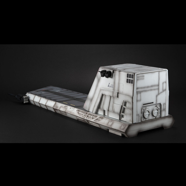 「Realistic Model Series 機動戦士ガンダムUC 1/144 HG用 ネェル・アーガマ カタパルトデッキ(UC ver.)」