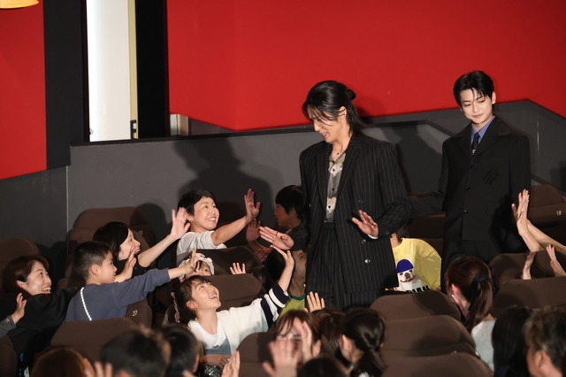 『SAKAMOTO DAYS』ファミリー試写会サプライズ登壇オフィシャルスチール