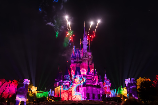 GWは東京ディズニーランドで人気パレード＆フードを満喫！終了ショー＆期間限定プログラムも忘れず体験