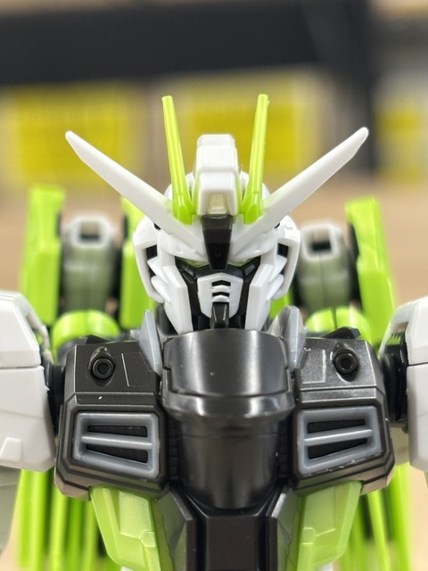 「RG 1/144 フリーダムガンダム -APEX LEGENDS(TM) クリプト Ver.-」