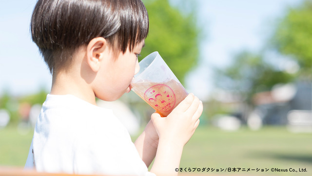 「ちびまる子ちゃん」とチルタイムを楽しもう♪ サウナにもピッタリな“チルマルコ～ラ”＆Tシャツほかグッズの予約受付中！